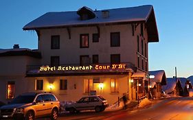 Hotel La Tour D'ai  2*